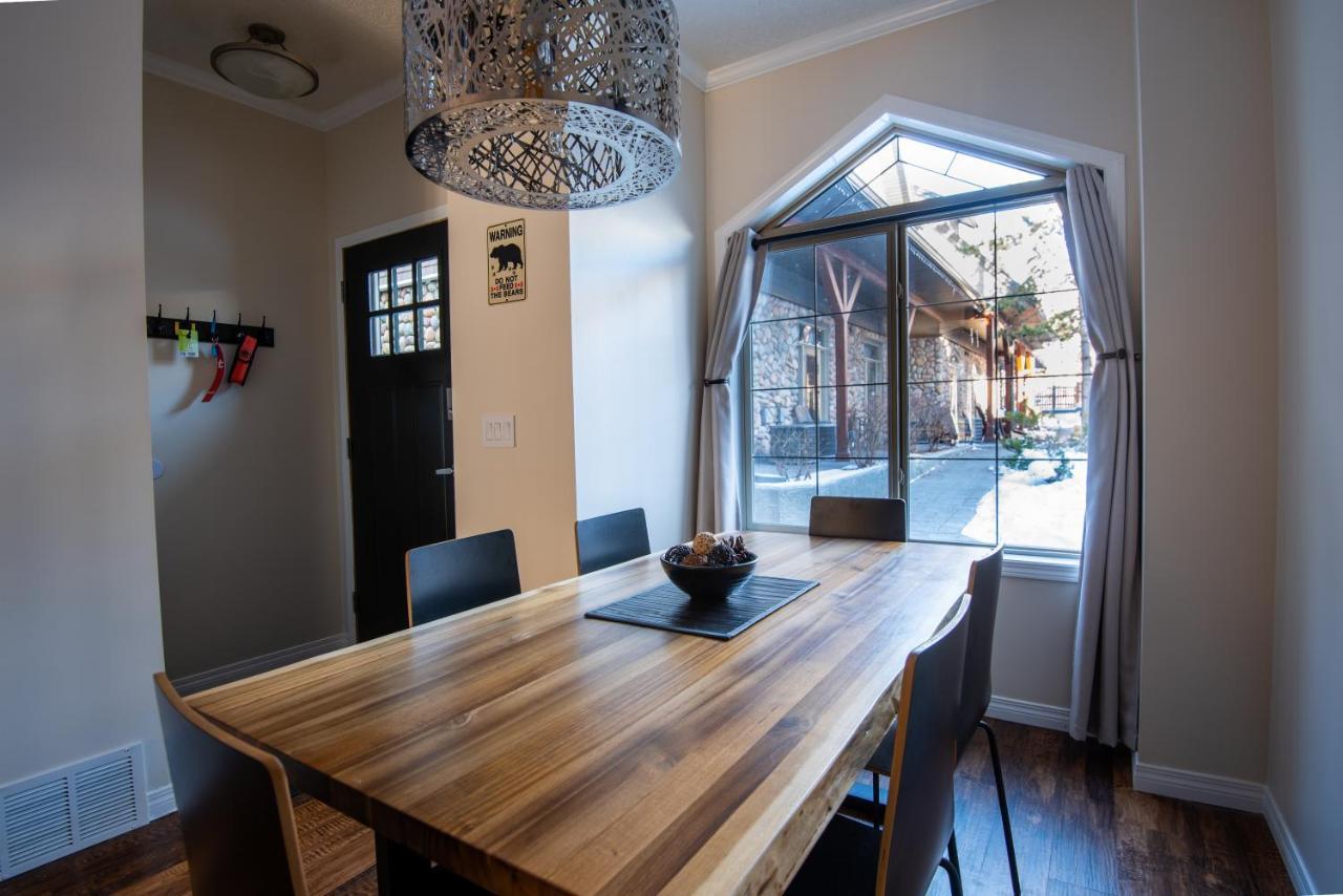 Renovated Chalet At Mystic Springs, Mountain Views, Pets Welcome! Canmore Exterior foto